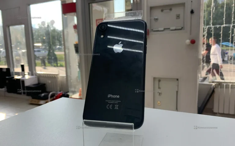 Apple iPhone XR 64