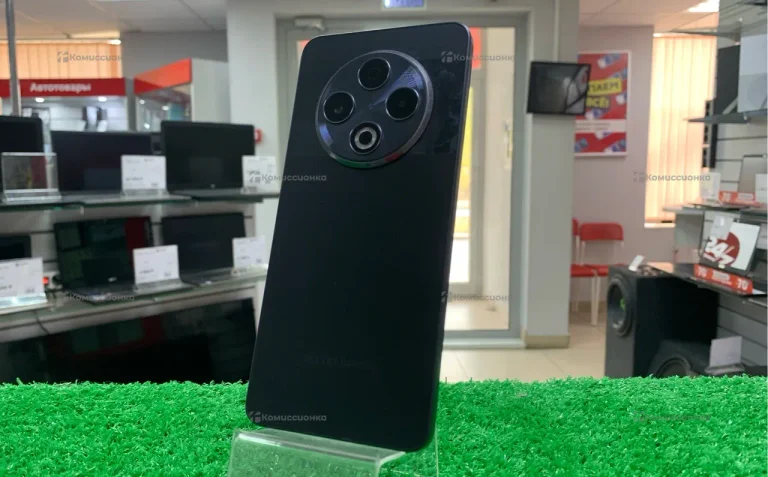 Tecno Spark 30 8/128 ГБ