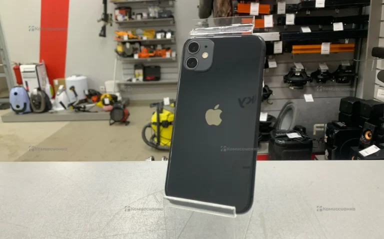Apple iPhone 11 4/128 ГБ