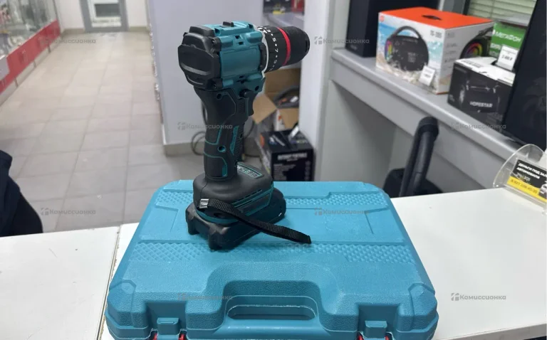 Шуруповерт бесщеточный Makita реплика