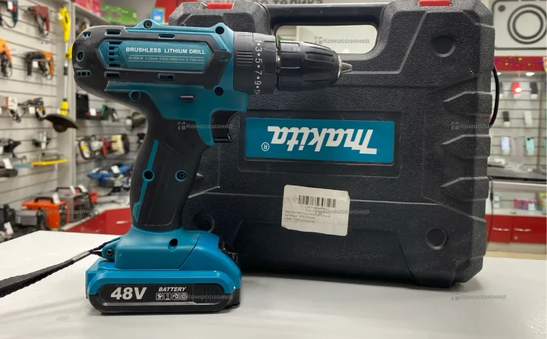 Дрель-шуруповерт Makita реп 48V