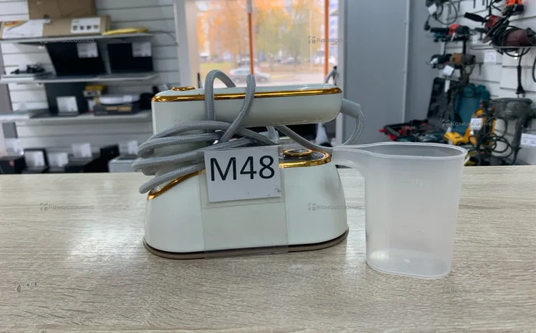 Ручной отпариватель-мини утюг 1300W