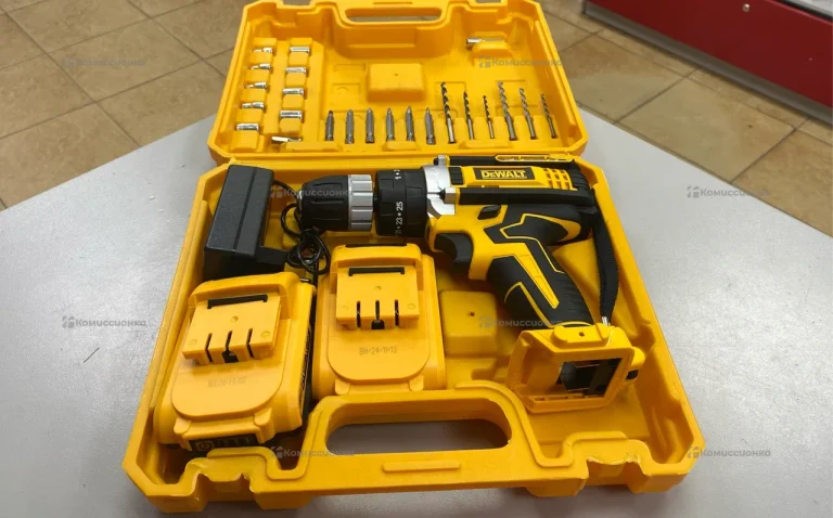 Дрель-шуруповерт Dewalt 21V