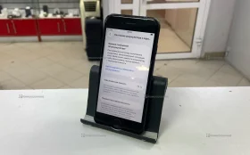 Apple iPhone SE (2020) 3/128 ГБ