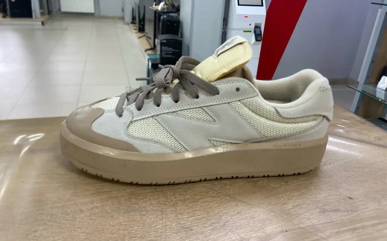 Кроссовки NB 45p бежевые