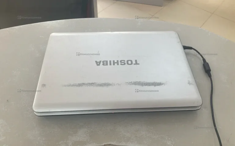 Ноутбук  toshiba l500-1wr