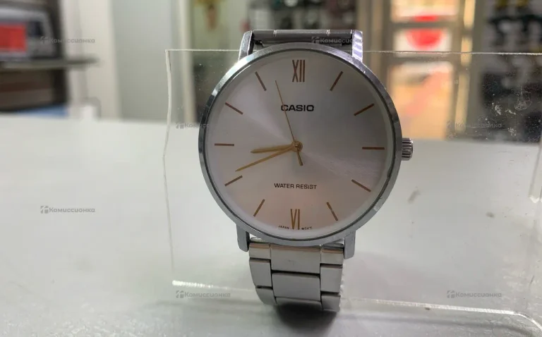 Часы Casio