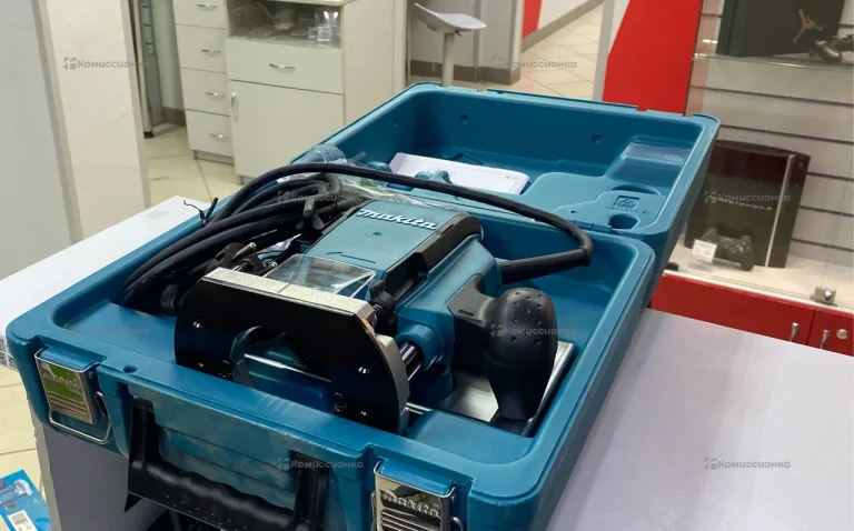 Фрезер makita RP0900
