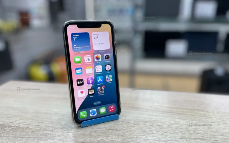 Apple iPhone XR 3/64 ГБ