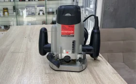 Машина ручная электрическая фрезерная Интерскол фм