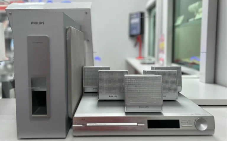 Музкальный центр Philips 5:1 HTS3000