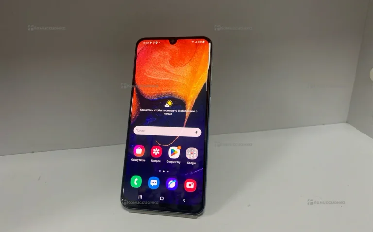 Samsung Galaxy A50 4/64 ГБ