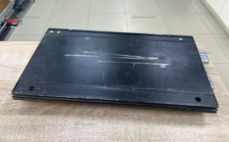 Усилитель  JBL GTO 1004