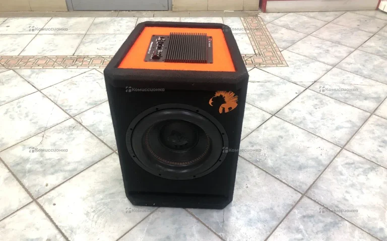 Сабвуфер  Piranha 12A.V2