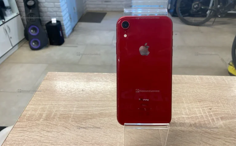 Apple iPhone Xr 64 ГБ.