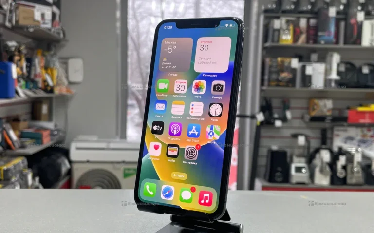 Apple iPhone X 64 ГБ