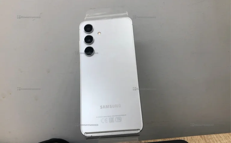 Samsung Galaxy S24 8/128Gb