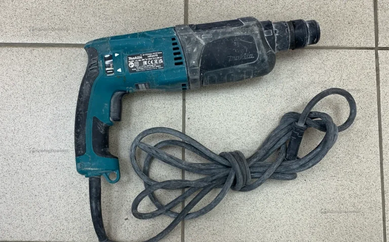 Перфоратор makita HR2470