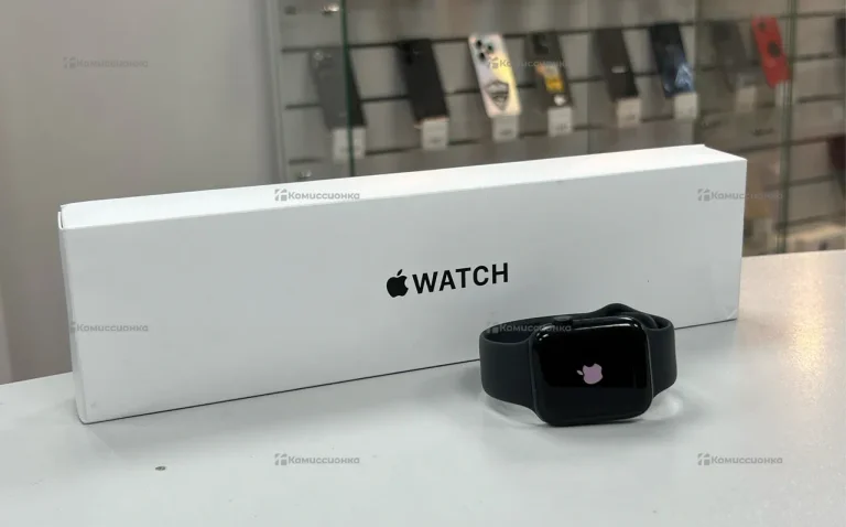 Часы Apple Watch SE 2 44mm