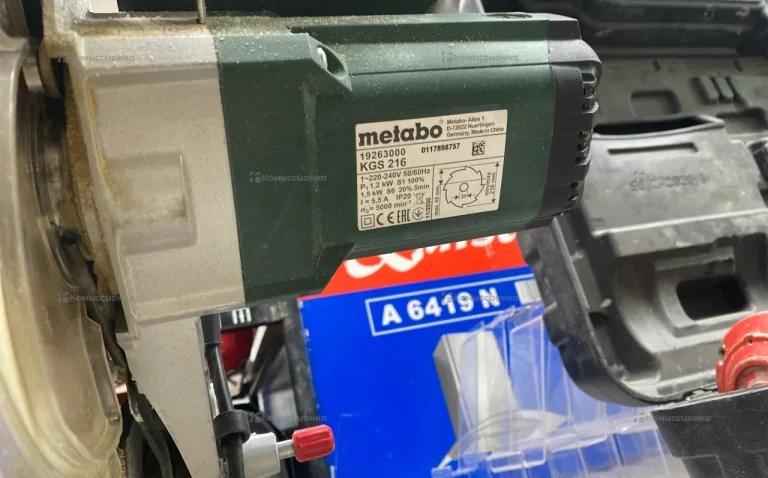 Торцовочная пила Metabo KS 216 M Lacercut