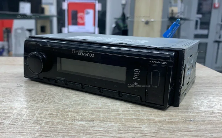 Автомагнитола  kenwood kmm-105