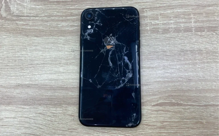 Apple iPhone XR 4/128 ГБ