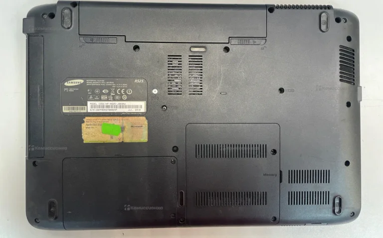 Ноутбук  Samsung R525