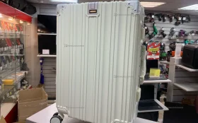 Чемодан пластиковый