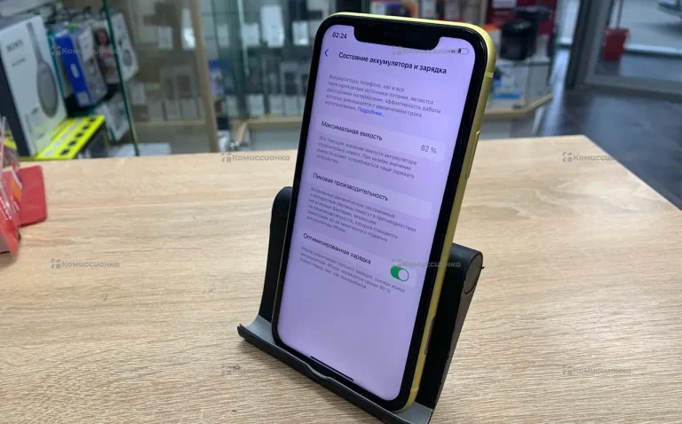 Apple iPhone 11 4/128 ГБ