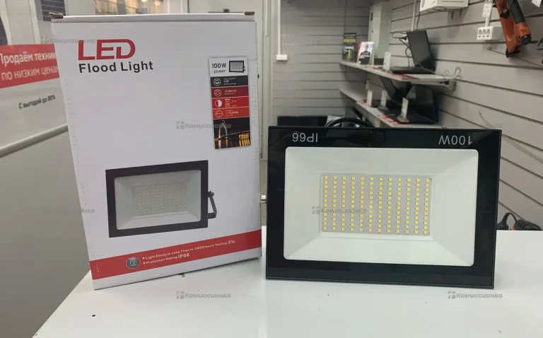 Светодиоидный прожектор LED Flood light 100W