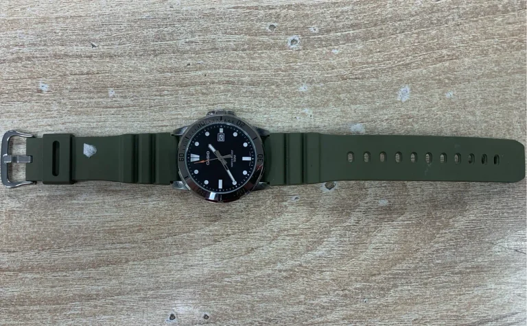 Часы  Casio MTP-VD01