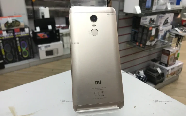 Xiaomi Redmi 5 Plus 3/32 ГБ