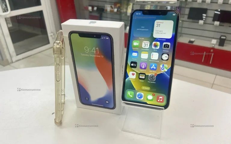 Apple iPhone X 3/256 ГБ