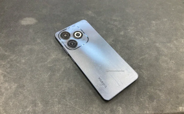 Infinix Smart 8 4/128 ГБ