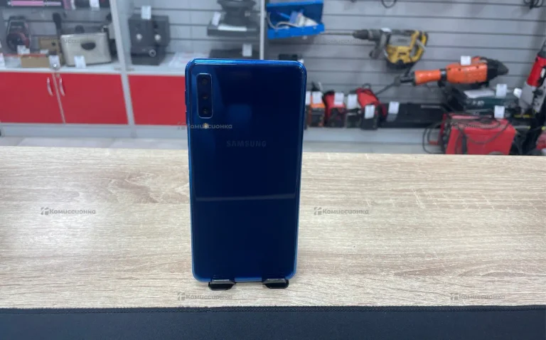 Samsung Galaxy A7 (2018) 4/64 ГБ