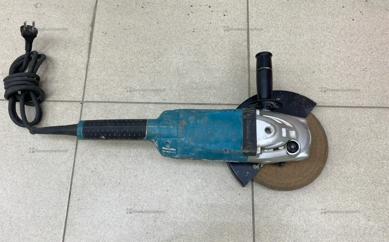 УШМ makita GA9020