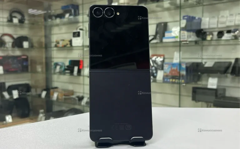 Samsung z flip 7 12/512GB