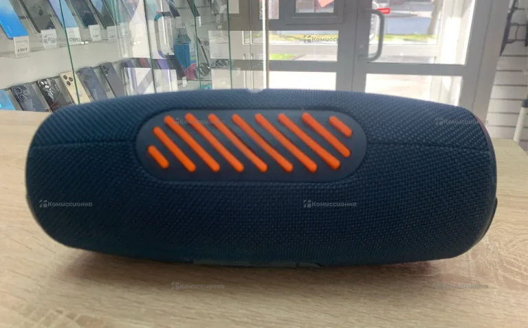 Колонка  JBL