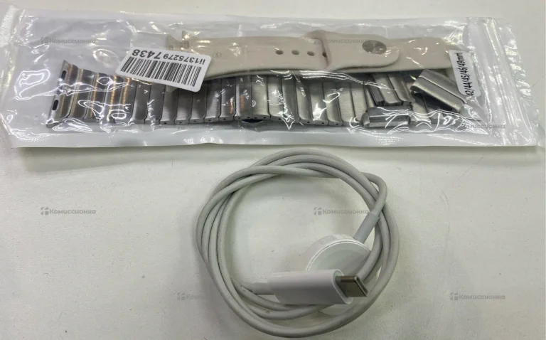 Часы  Apple Watch SE 2 44mm