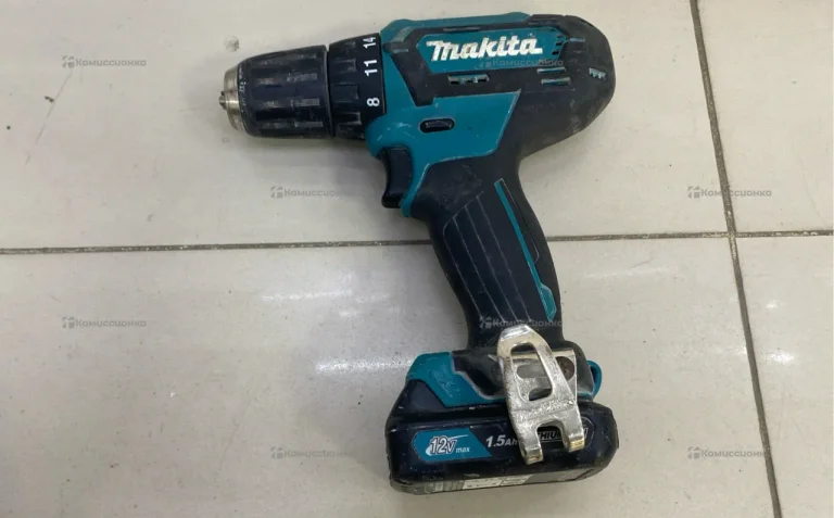 Дрель-шуруповерт Makita DD333D