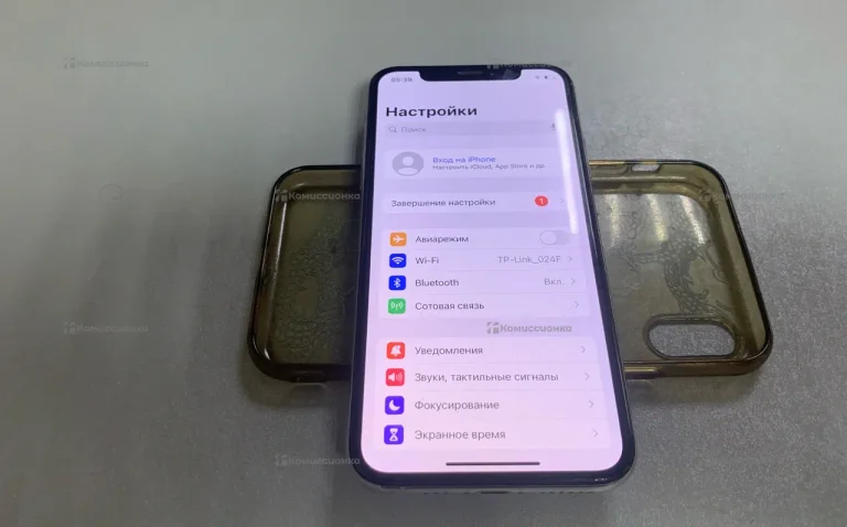 Apple iPhone XS 4/64 ГБ