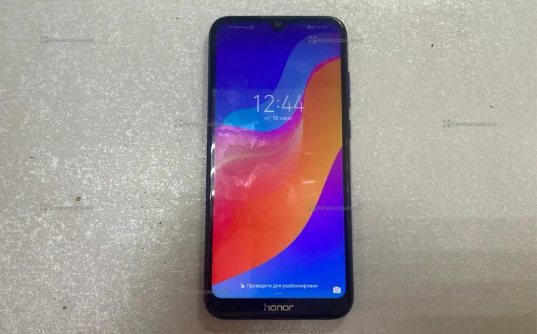 Honor 8A  32 ГБ