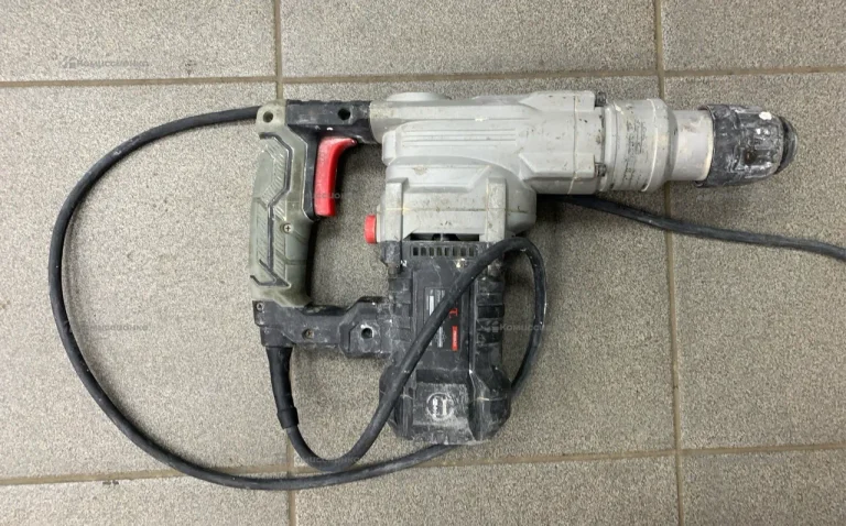 Перфоратор P.I.T. PBH28-C3