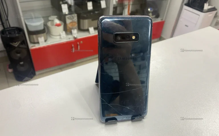 Samsung Galaxy S10e 6/128 ГБ