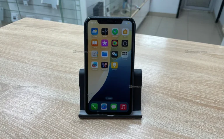 Apple iPhone XR 3/64 ГБ