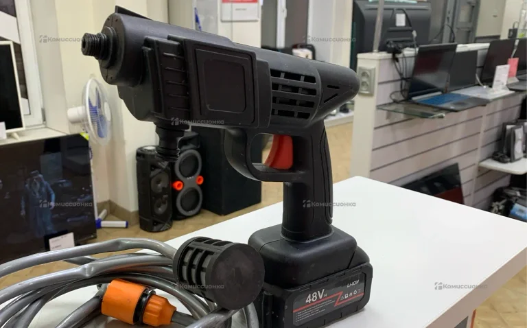 Мойка высокого давления в кейсе