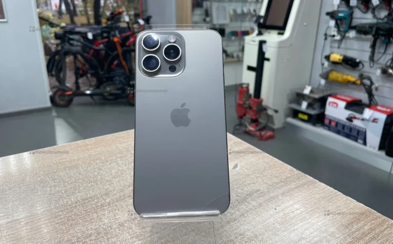 Apple iPhone 15 Pro Max 8/256 ГБ