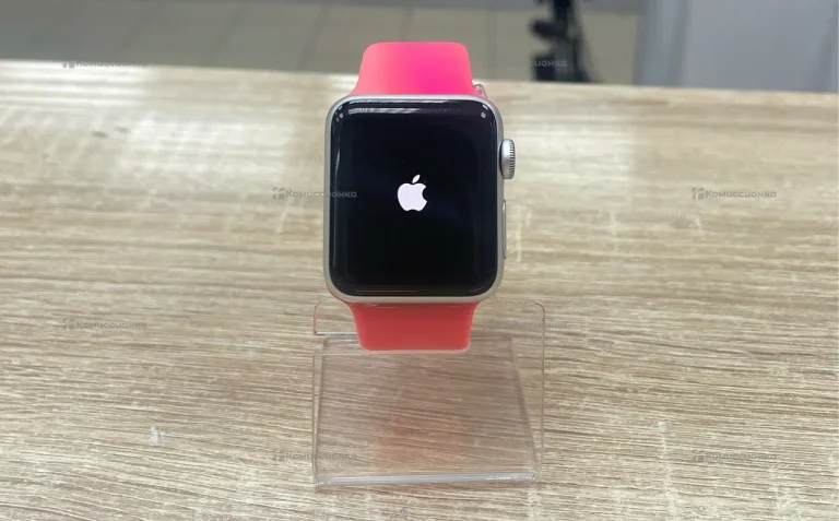 Часы Apple Watch 3 38mm