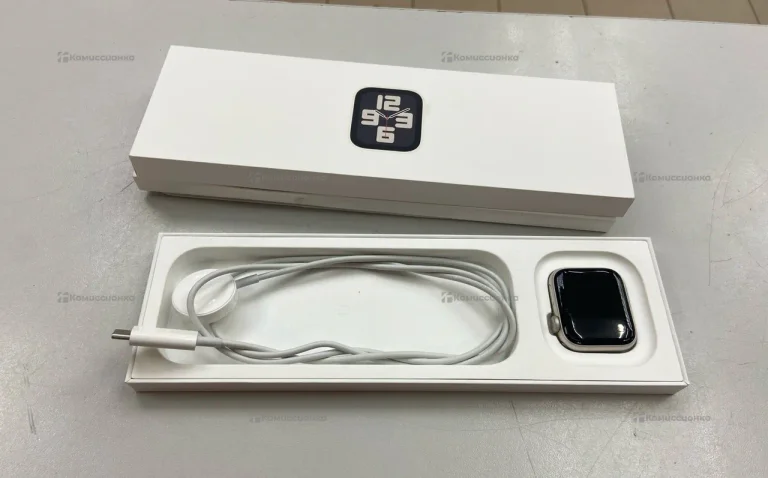 Часы  Apple Watch se 2 40mm