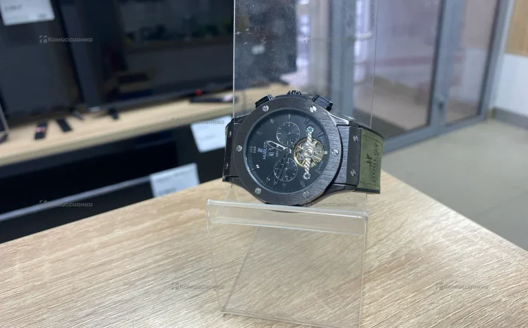 Часы  Hublot